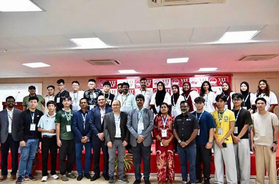Có thể là hình ảnh về văn bản