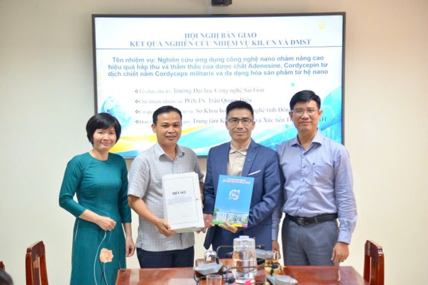 BÀN GIAO KẾT QUẢ NHIỆM VỤ: “ NGHIÊN CỨU ỨNG DỤNG CÔNG NGHỆ NANO NHẰM NÂNG CAO HIỆU QUẢ HẤP THU VÀ THẨM THẤU CỦA DƯỢC CHẤT ADENOSINE, CORDYCEPIN TỪ DỊCH CHIẾT NẤM CORDYCEPS MILITARIS VÀ ĐA DẠNG HÓA SẢN PHẨM TỪ HỆ NANO”.